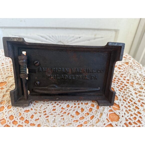 Antique 1800s' Eagle Hand Crank Fluting Iron Pleating Press Primitive - Picture 3 of 13